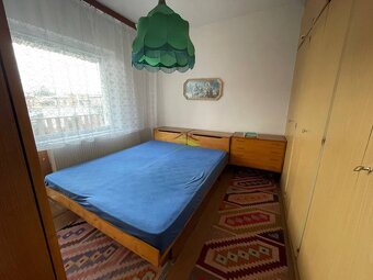 Dom vhodný pre dvojgeneračné bývanie alebo podnikanie pri La - 9