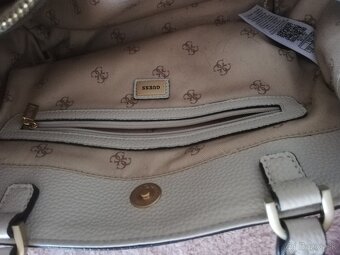 Dámska kabelka Guess - 9