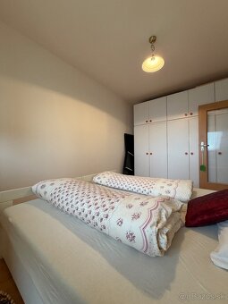 2xwc, 2x loggia, priestranný 4 izbový byt Ťahanovce - 9