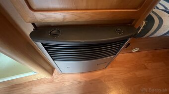 Karavan HYMER ERIBA NOVA - 9
