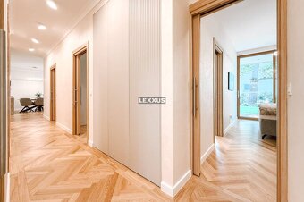 PREDAJ | Jedinečná rezidencia so záhradou v Hausbergu, Staré - 9