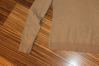 Dámsky sveter Tommy Hilfiger v. M - 9