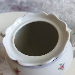 Predám sadu čajník a cukornička - 9