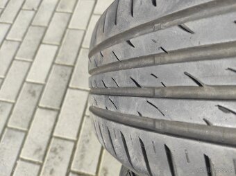 215/60R16 letné nexen - 9