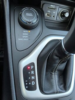 Jeep Cherokee 2,2 CRD - 9