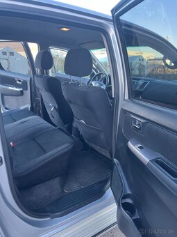 Toyota Hilux 3.0l D-4D, Sol A/T - 9