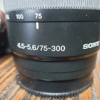 Sony alpha 33 zrkadlovka + objektívy 18-55 a 75-300 - 9