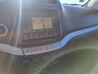 Fiat Freemont 2.0 Multijet 4x4 Automat - 9