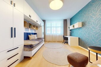 Elegantný, zrekonštruovaný veľkometrážny byt v centre Bratis - 9