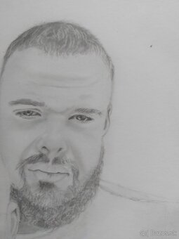 Kreslenier realistických portretov podľa fotogragie - 9