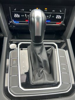 Volkswagen Passat - 9