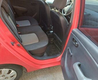 Hyundai i10 - Nová STK EK - r.v. 2010 - 9