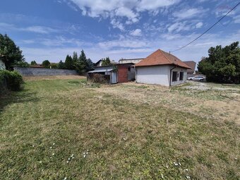 Prenájom – predajňa, sklady, parkovanie – NR Dolnočermánska - 9