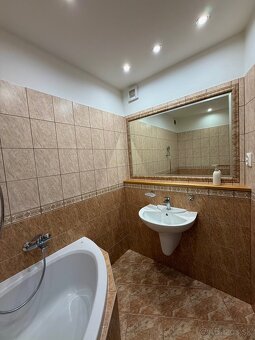 Prenájom 2-izbový byt, Stred Považská Bystrica - 9