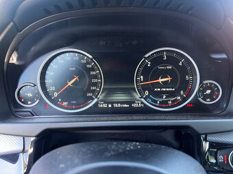 BMW X6 xDrive30D - 9