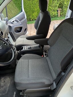 Predam citroen Berlingo Multispace 1,6VTI 120xtr r.v.2017 - 9