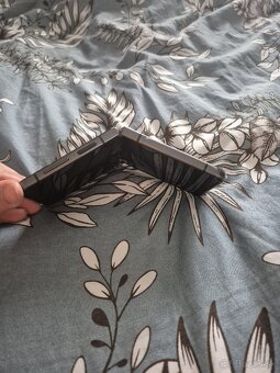 Samsung galaxy Z-Flip 4 5g - 9
