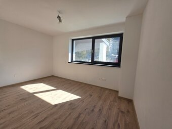 Predáme novost. poschodového 5+kk RD, Horný Vadičov, R2 SK. - 9