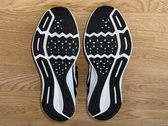 Tenisky Nike, 42 - 9