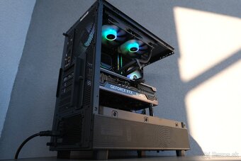 Herný PC, Ryzen 7 7800X3D, RTX 4070 Ti Super, 32GB RAM, SSD - 9