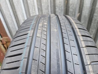 Úplne nové letné pneumatiky FALKEN ZIEX - 215/50 r18 92V - 9