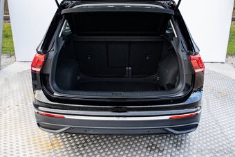 Volkswagen Tiguan 1.5 TSI EVO Elegance DSG - 9