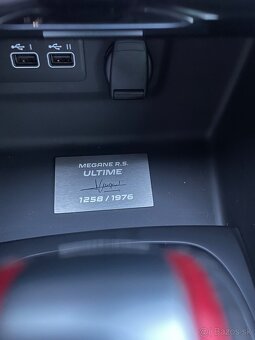 Renault Megane RS Ultime 1258/1976 - 9