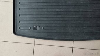 VANICKA DO KUFRA ORIGINAL SKODA FABIA RAPID SUPERB - 9