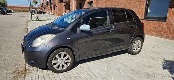 Toyora yaris 1.3 VVT-i 16v benzin 124 100km - 9
