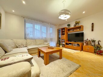 4 izbový byt s výhľadom, garážou a záhradou, Podhradová - 9