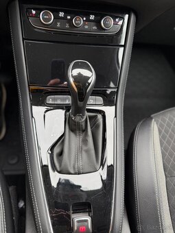 Opel Grandland X 1.2 Turbo - 9