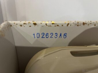 Jordan 4 metalic gold - 9