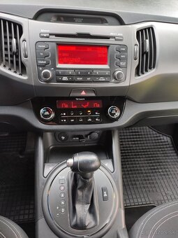 KIA Sportage 2.0 CRDi VGT 4WD EX GOLD Automat SK 2013 - 9