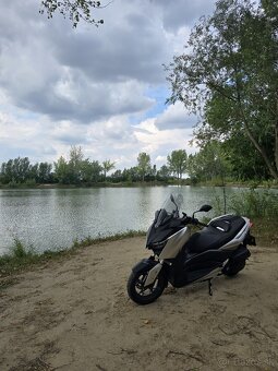 Yamaha X-Max 125 model 2020 - 9