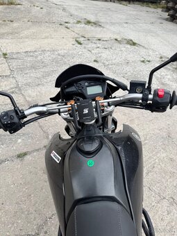 Yamaha XT660R - 9
