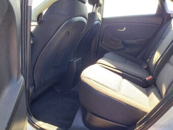 Hyundai i30 1.4i - 9