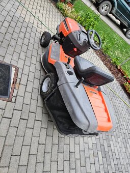 Na predaj traktorova kosačka - 9