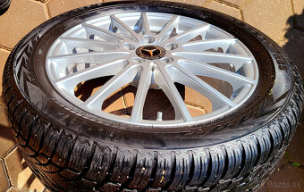 alu R18 5x112, senzory, zimné pneu 215/55 orig. Mercedes GLA - 9