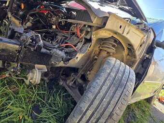 Vw golf 5 1.9 77kw - 9