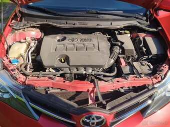 Toyota Auris - 9
