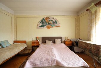 Dvojgeneračný čiastočne zrekonštruovaný rodinný dom - Veľká - 9