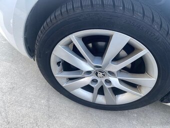Predám skoda octavia led 3 FL facelift 2017/3 1.6tdi dsg - 9