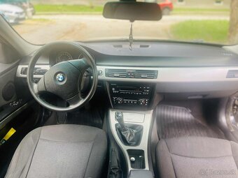 BMW E 90 318d - 9