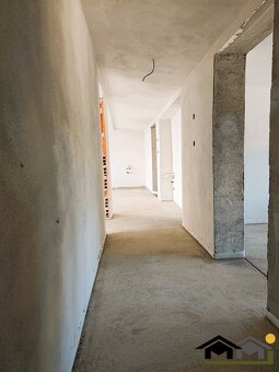 POSLEDNÝ VOĽNÝ NA PREDAJ 4 IZBOVÝ BYT S KRÁSNYM VÝHĽADOM NA  - 9