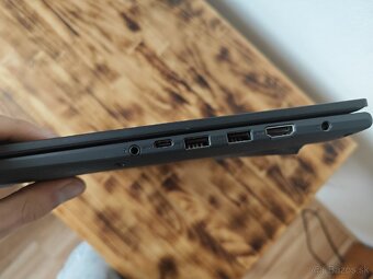 Asus Vivobook 16 - Ryzen 9, 16gb + 1TB - 9