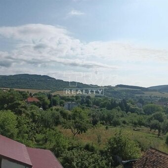 Znížená cena. Na predaj rodinný dom s obrovským... - 9