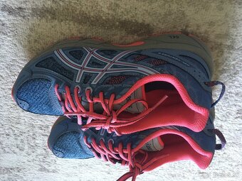 Asics 37,5 - 9