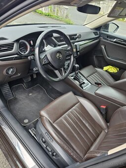 Superb Combi 206kw - 9