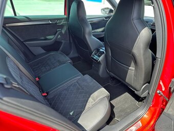 Škoda Superb Combi 2.0 TDI SCR Sportline 4x4 DSG - 9