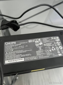 Herný notebook Acer Predator Helios 500 - 9